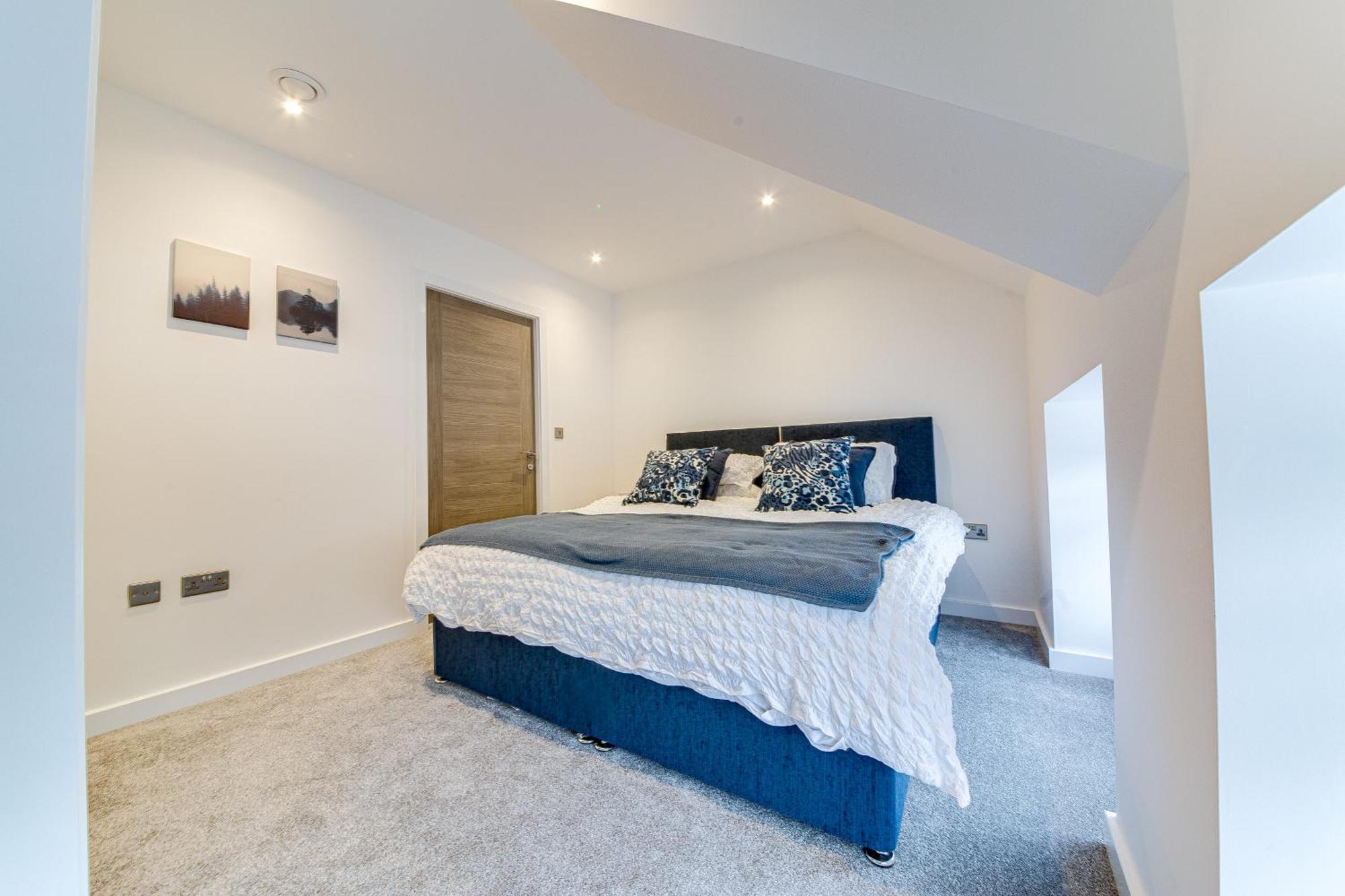 Апартаменты Stylish & Contemporary 2-Bed Townhouse - Parking - Wi-Fi - Netflix Вёксоп Номер фото